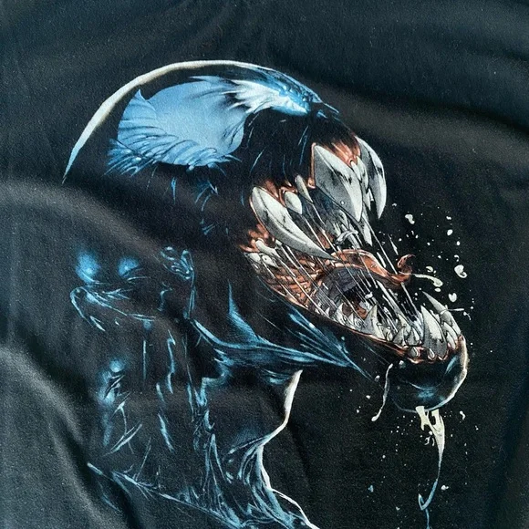 Venom Tshirt - Picture 2 of 2